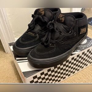 Men’s VANS SKATE HALF CAB SHOE Black / Brown-Size 8.5